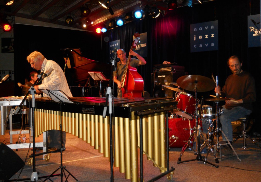Geni Barri quartet, recordant  a Mancini i Jobim